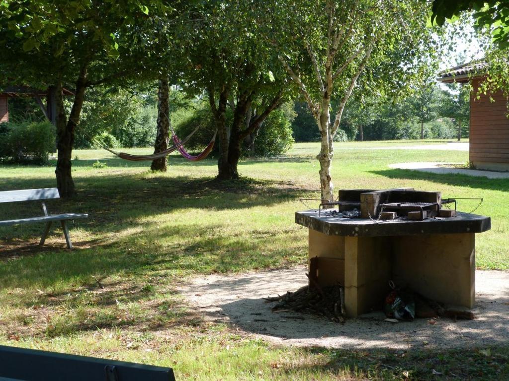 Gites De La Garenne เนรัค ภายนอก รูปภาพ