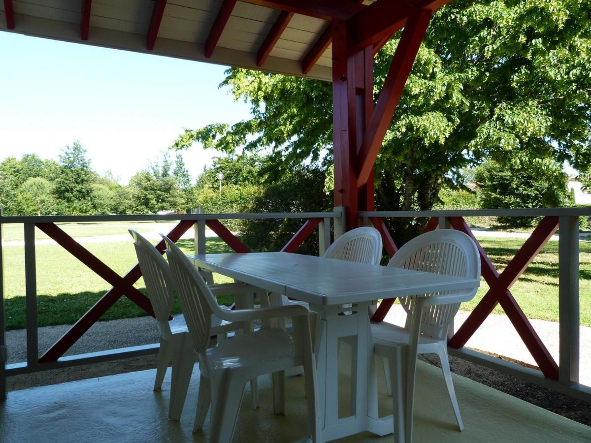 Gites De La Garenne เนรัค ภายนอก รูปภาพ